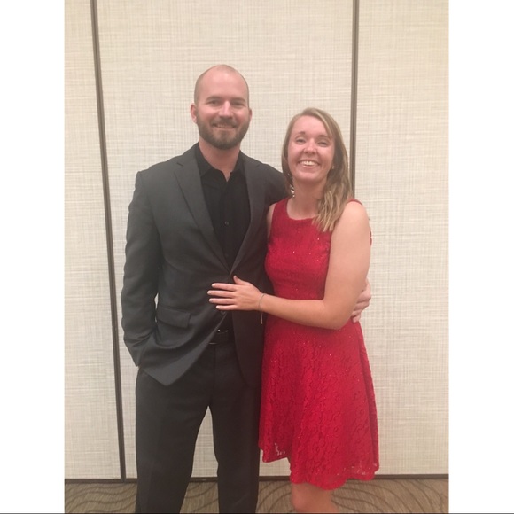 Meet your Posher, Lauryn - Picture 3 of 5